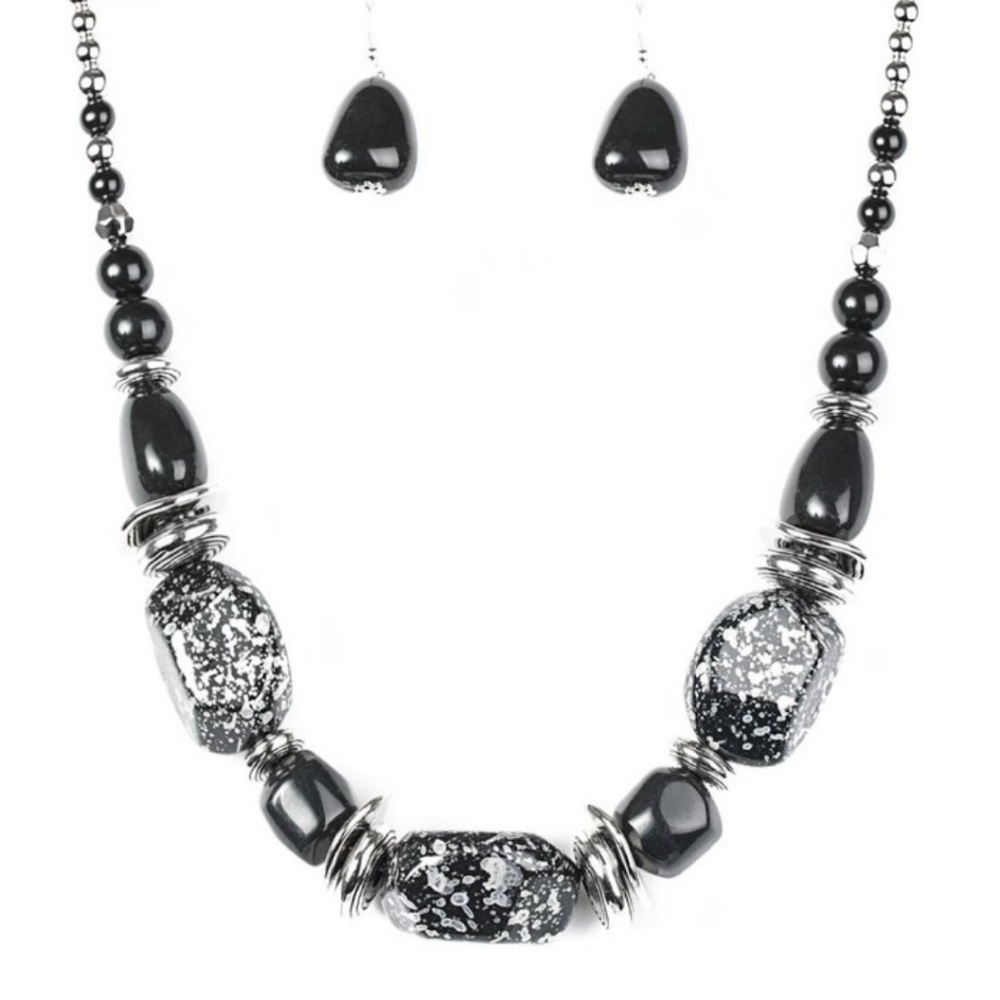Necklace with earrings set
